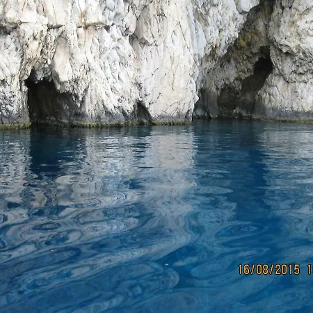 Vegera House, بيت للعطل