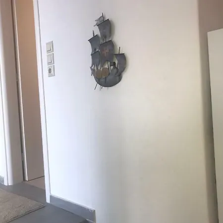 別荘 Vegera House, ドヌサ