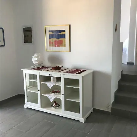 Vegera House, Casa vacanze *