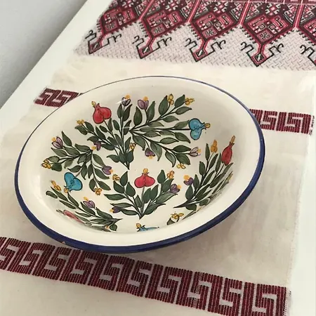 Vegera House, * دونوسا