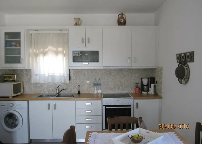 Vegera House, Semesterbostad *