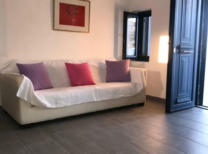 Vegera House, Tatil Evi Donoussa